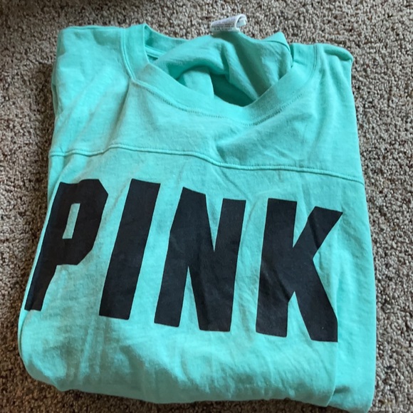Pink shirts - Picture 5 of 5